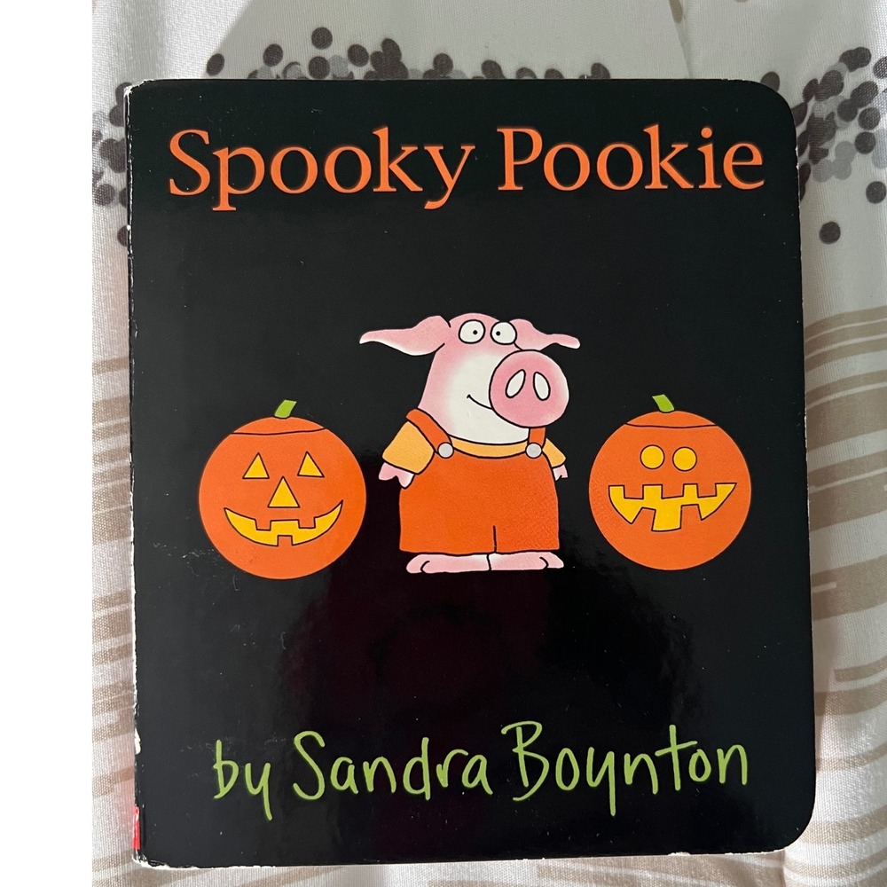 Spooky Pookie by Sandra Boynton Halloween Board Book 9781481497671